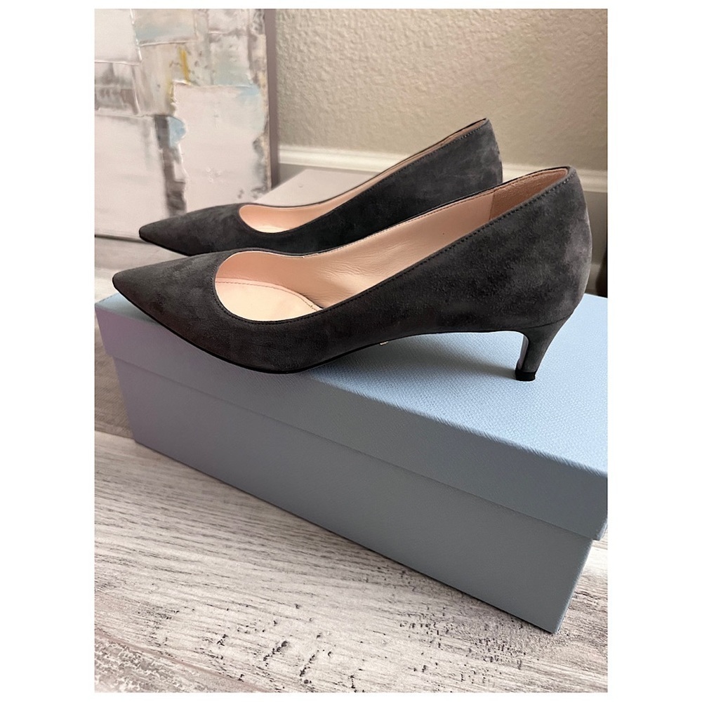 Prada Kitten Heel Suede Pumps Size 35 (5) in Gray - Picture 3 of 6